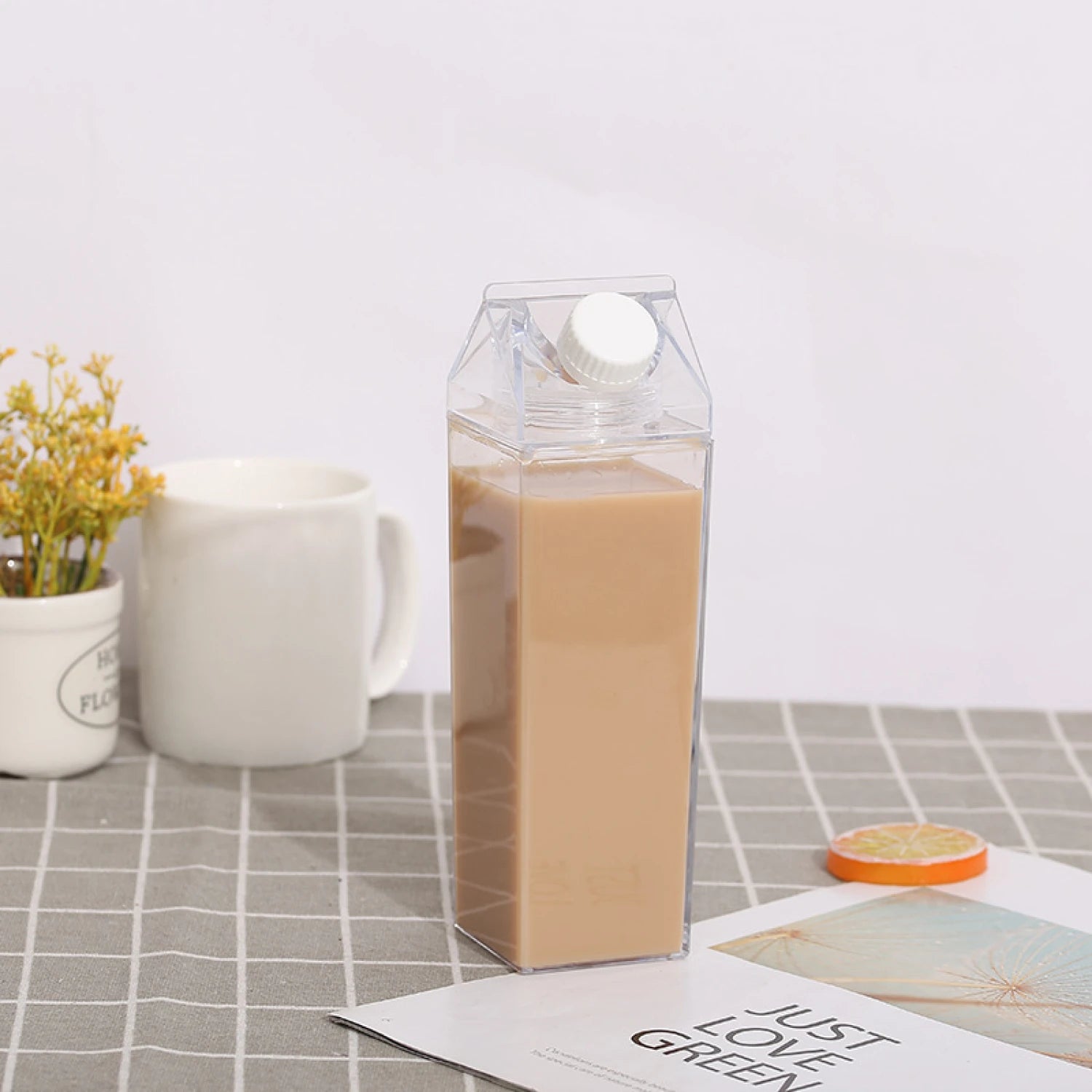 Botella diseño Caja de Leche 500ml